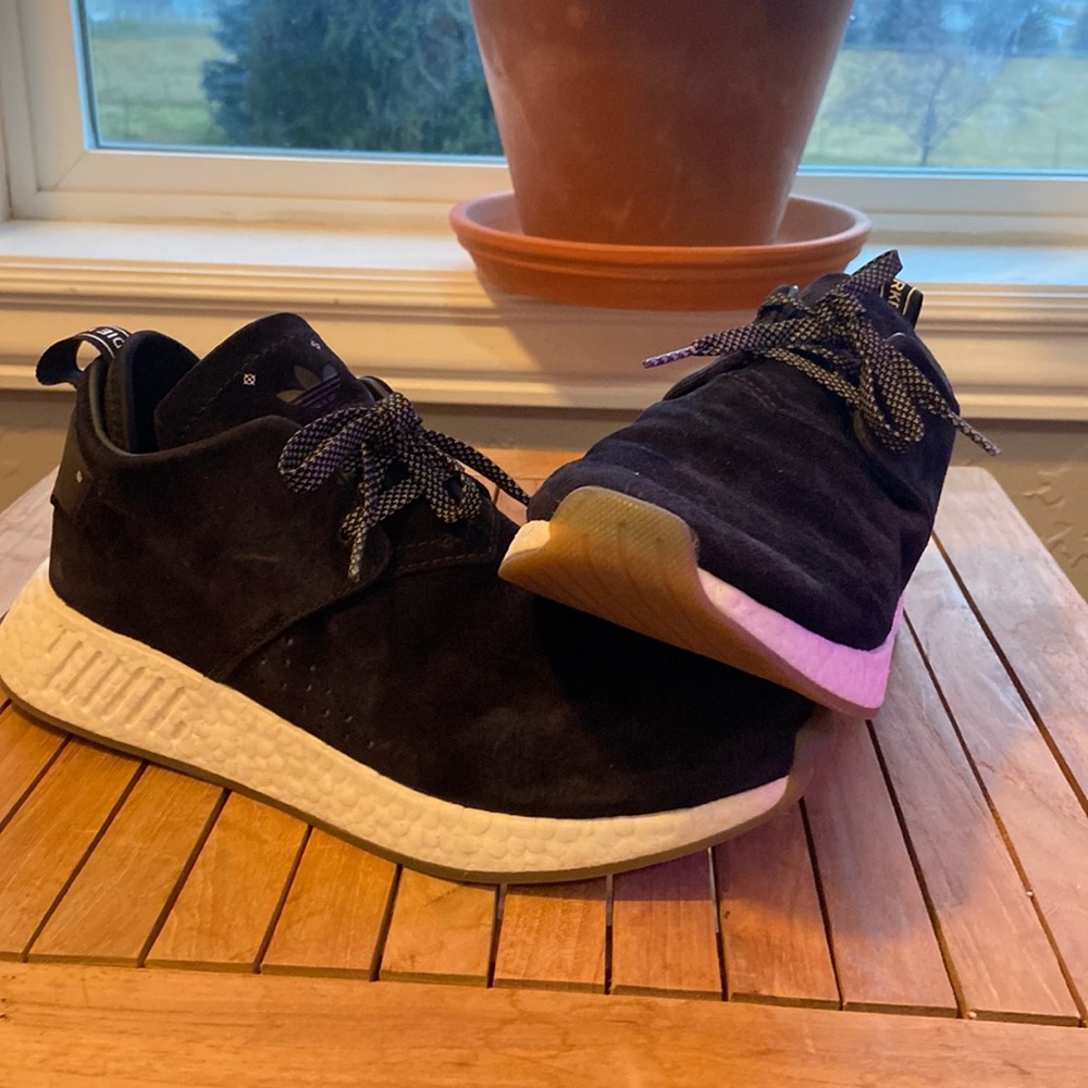 Nmd sued mens